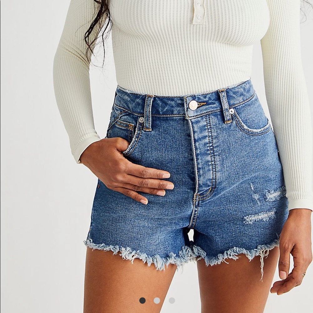 FREE PEOPLE CRVY High-Rise Vintage Jean Shorts
